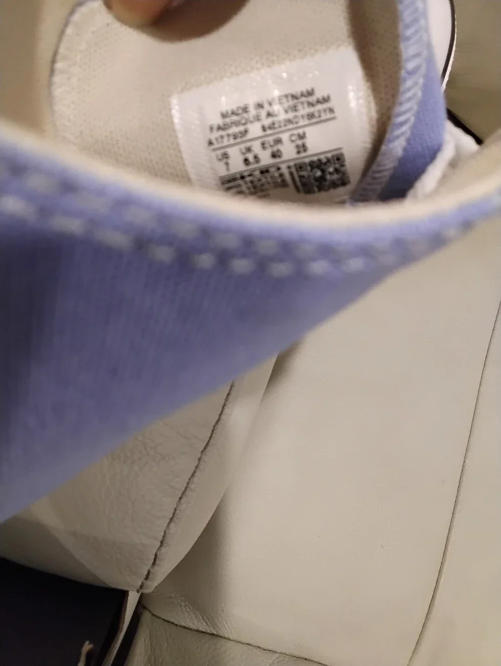 NWT Converse Very Peri 7 Hi-Top Sneakers
